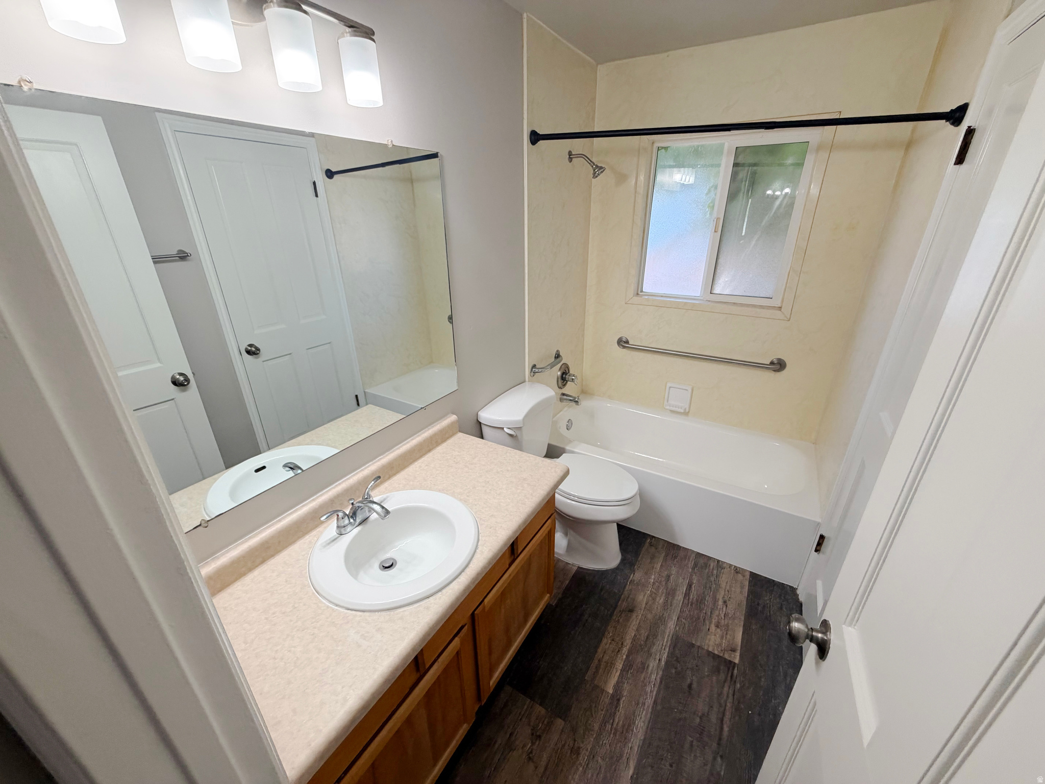 MEADOWGREEN FARMS - Residential