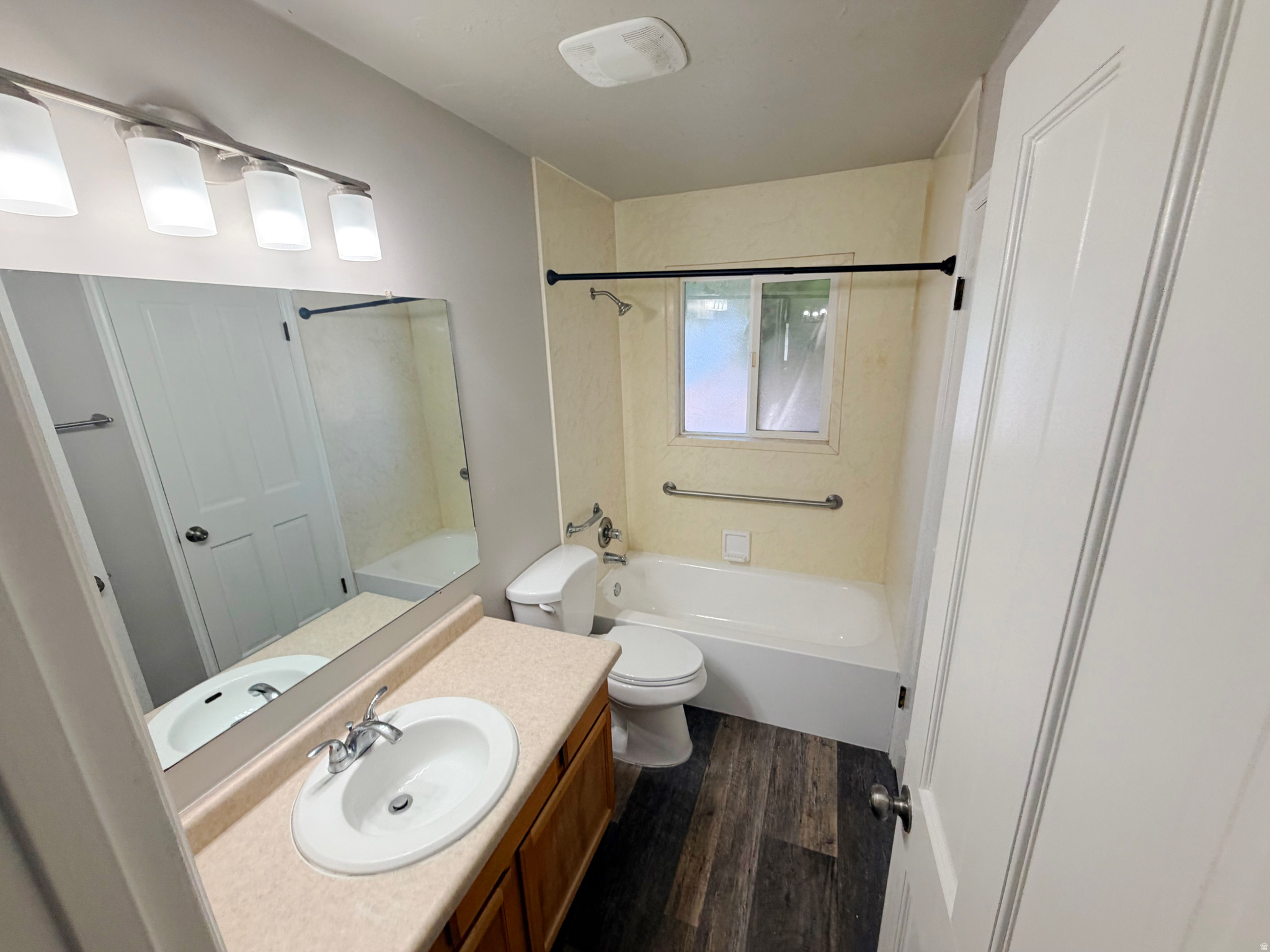 MEADOWGREEN FARMS - Residential