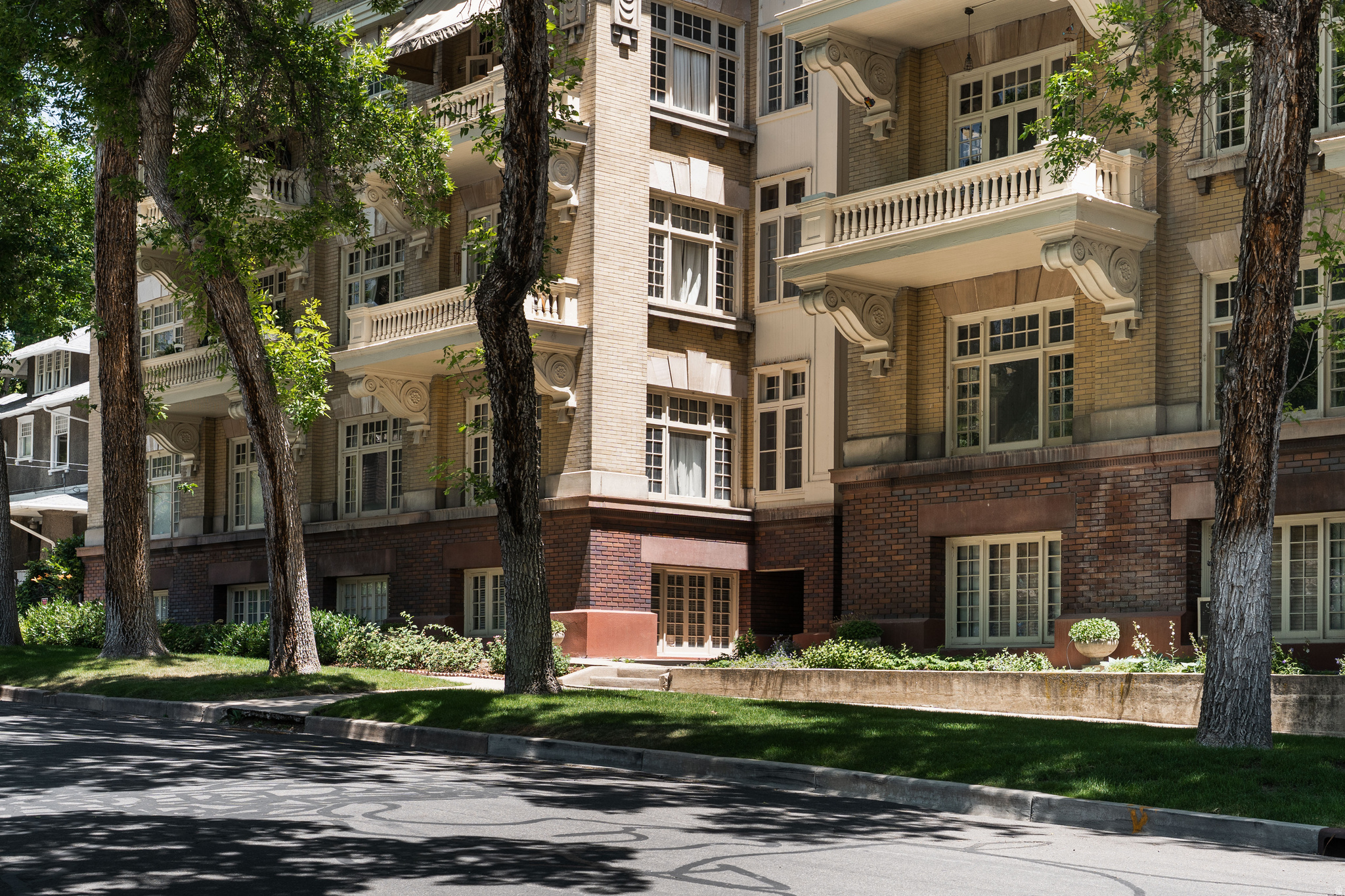 THE MARYLAND CONDM - Residential