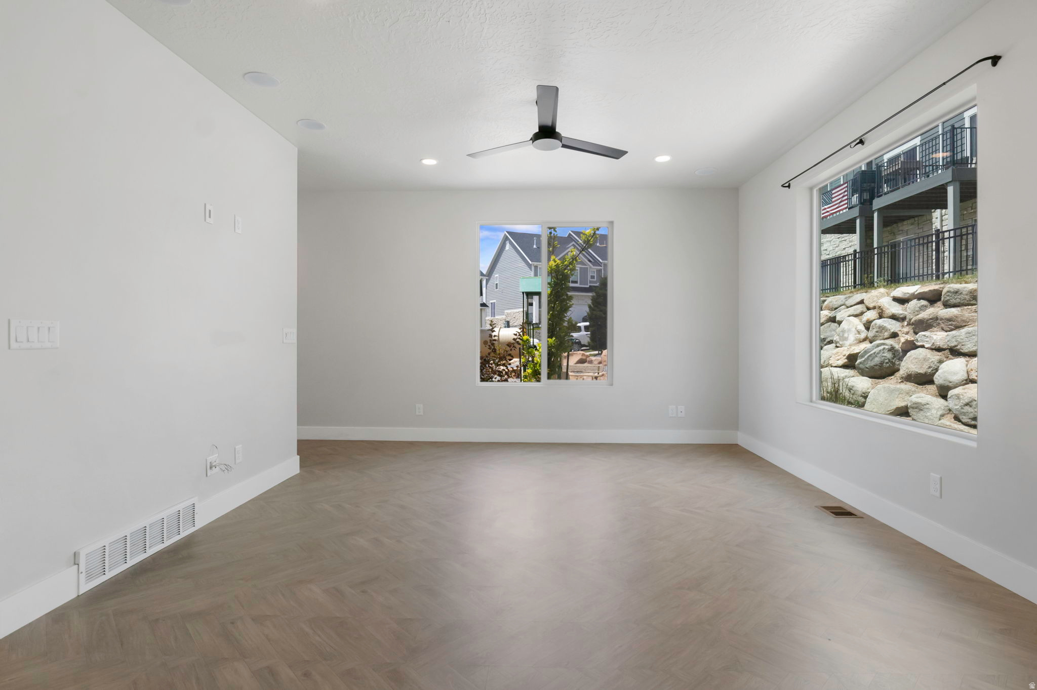 RIDGE - Residential