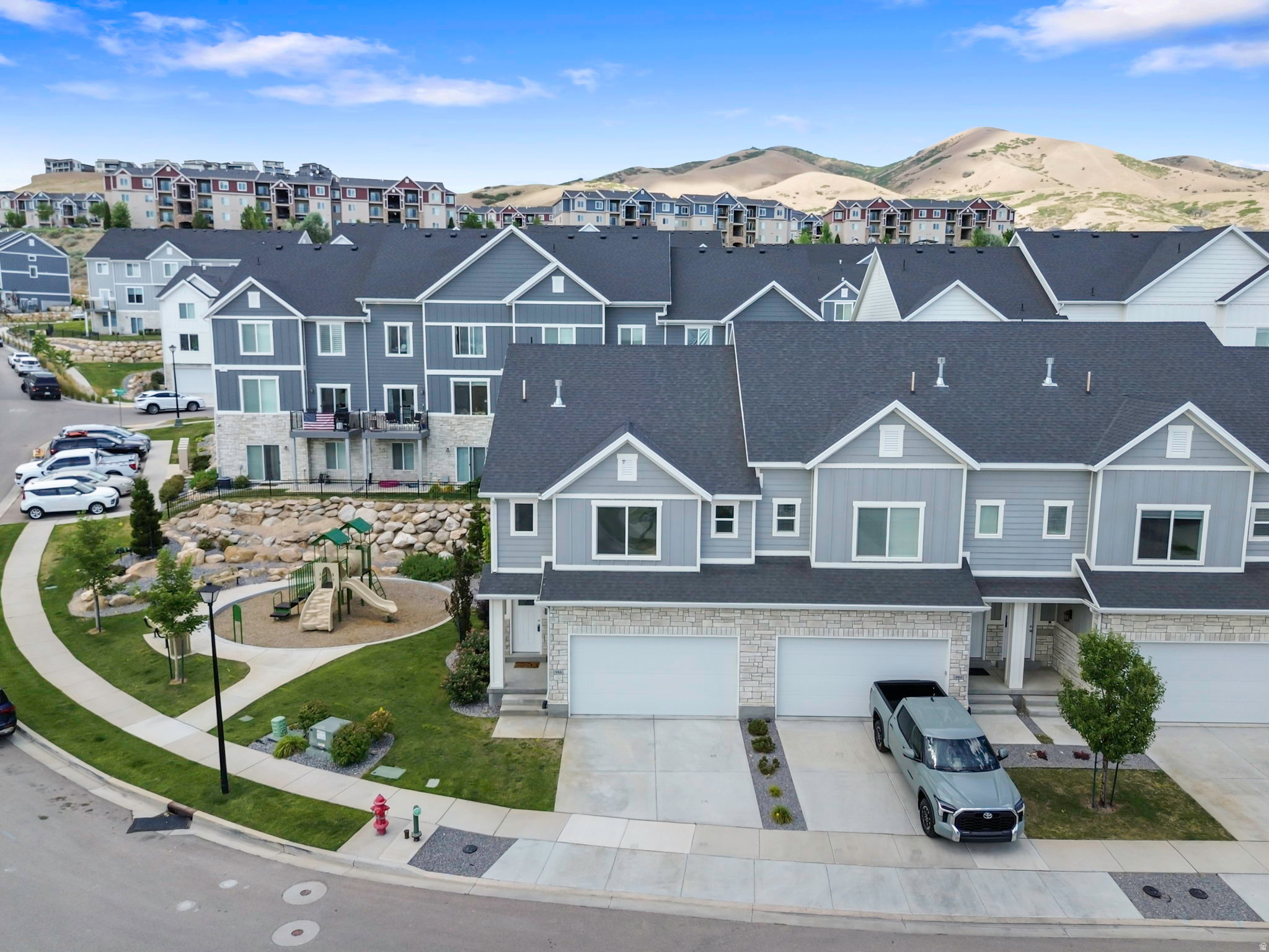 RIDGE - Residential