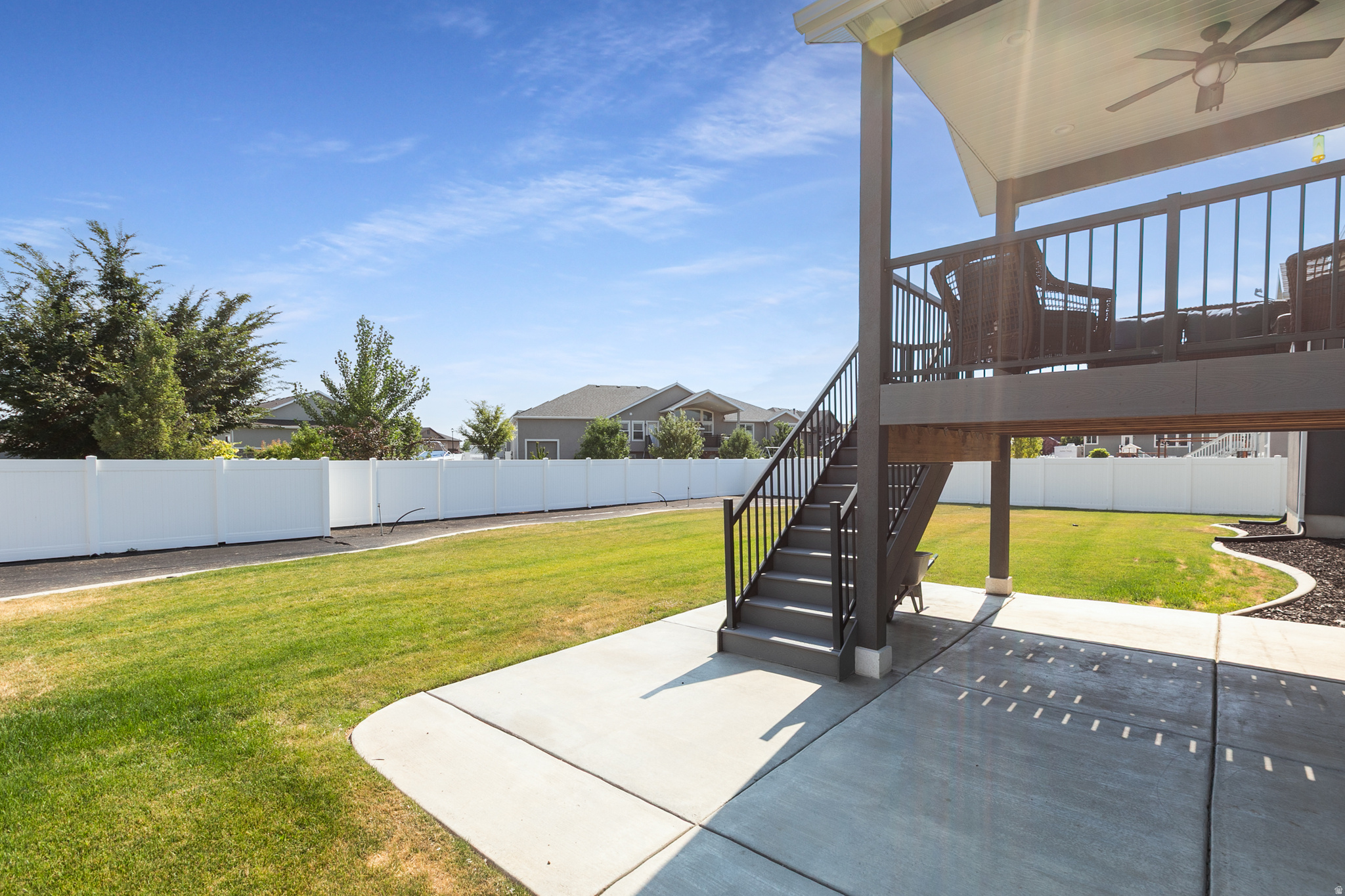 S CURVE ESTATES - Residential