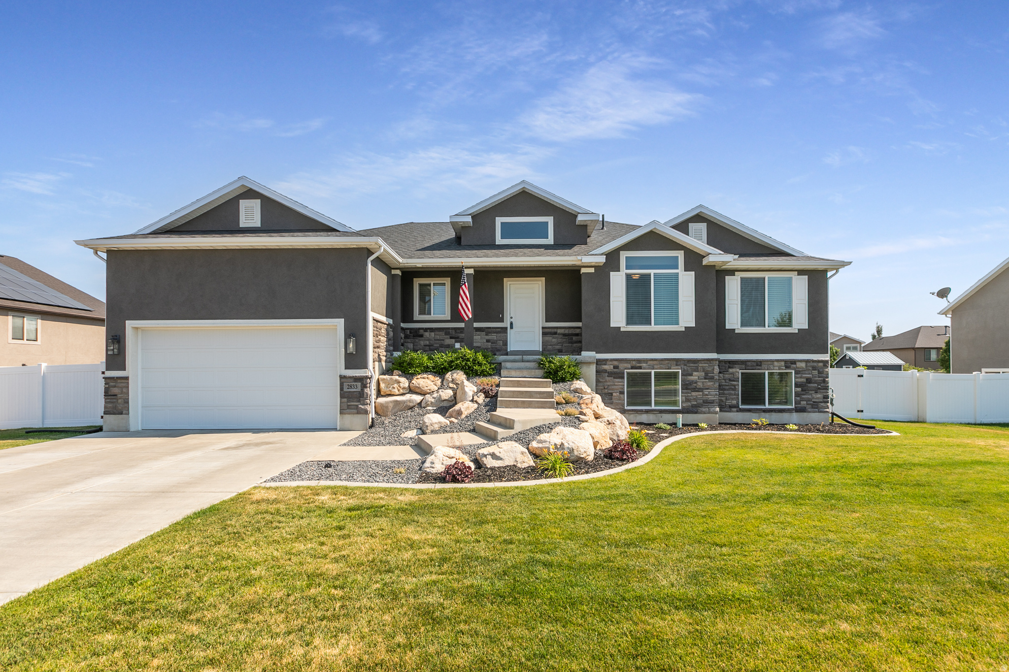 S CURVE ESTATES - Residential