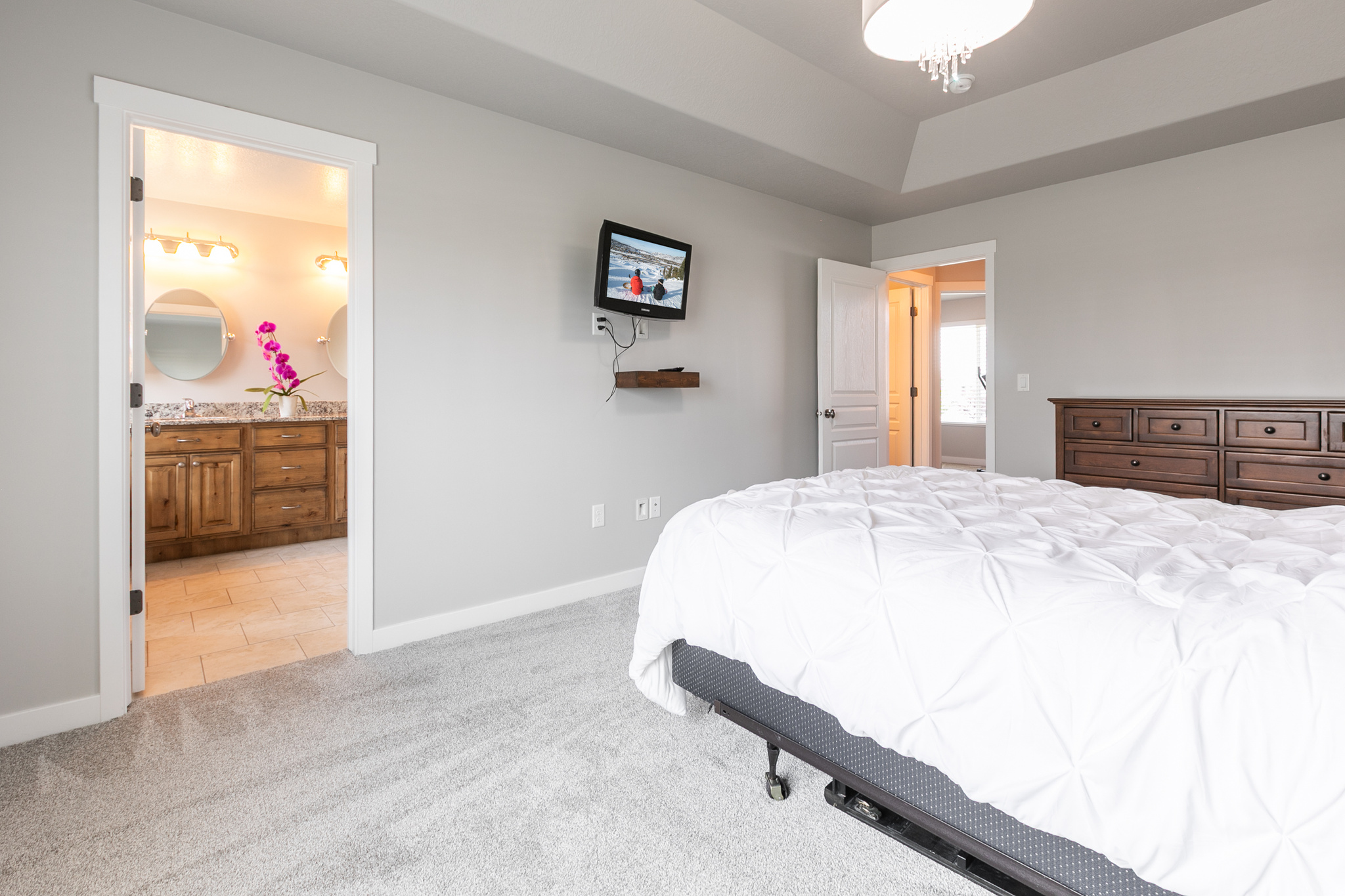 S CURVE ESTATES - Residential