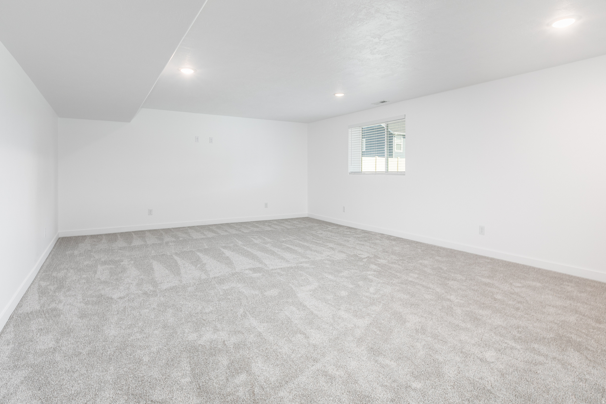 S CURVE ESTATES - Residential