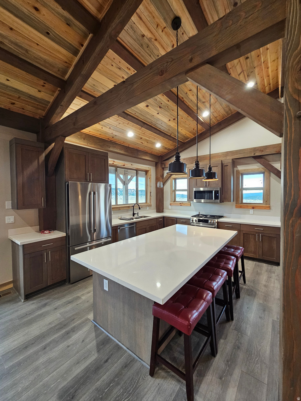 THUNDER RIDGE AIR - Residential