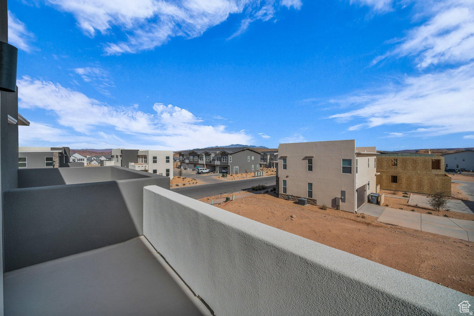 SAGE HAVEN OF DESERT COLOR - Residential