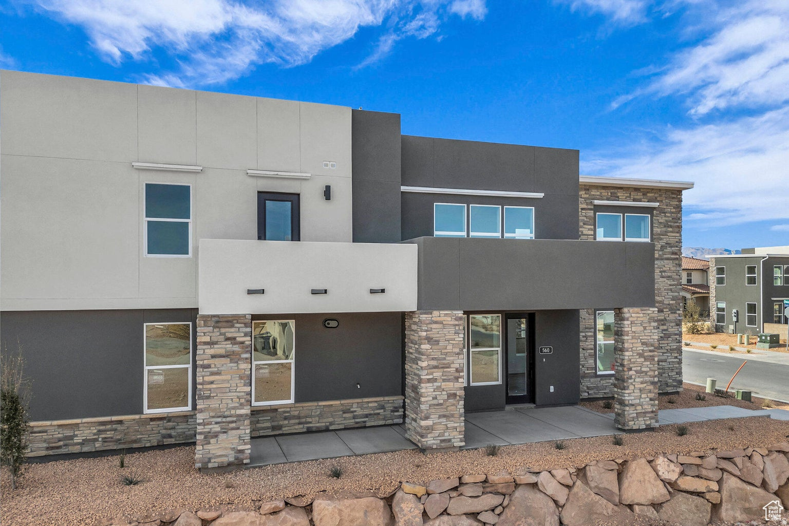 SAGE HAVEN OF DESERT COLOR - Residential