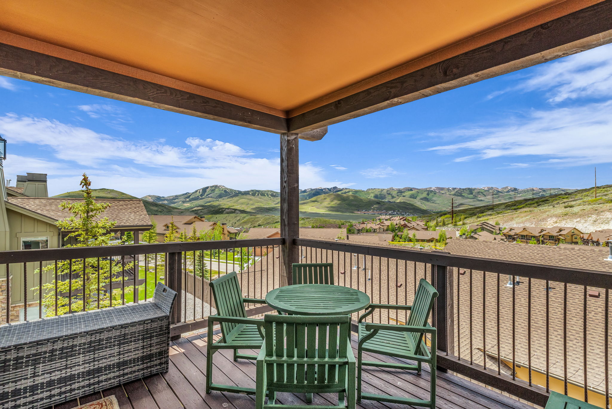 BLACK ROCK RIDGE - Residential