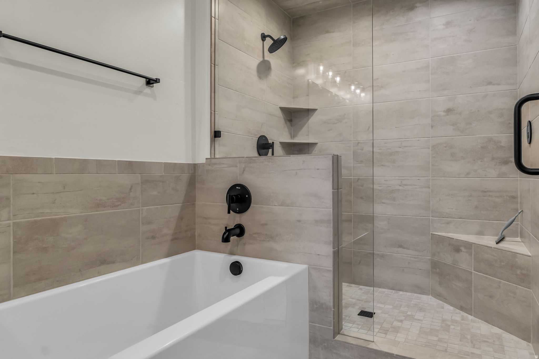 BLACK ROCK RIDGE - Residential