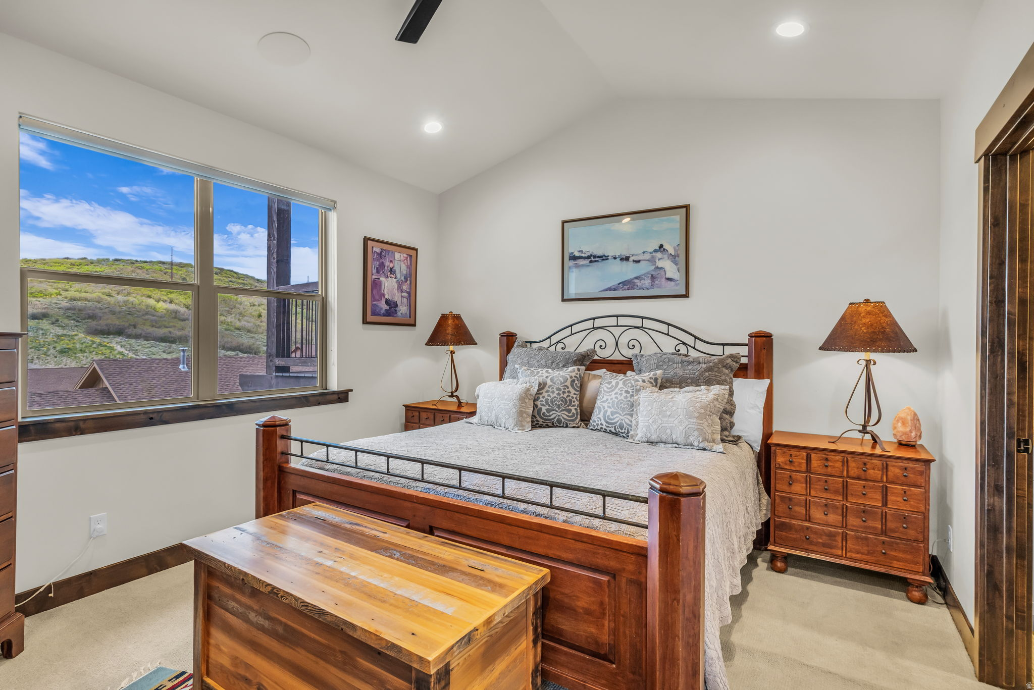BLACK ROCK RIDGE - Residential