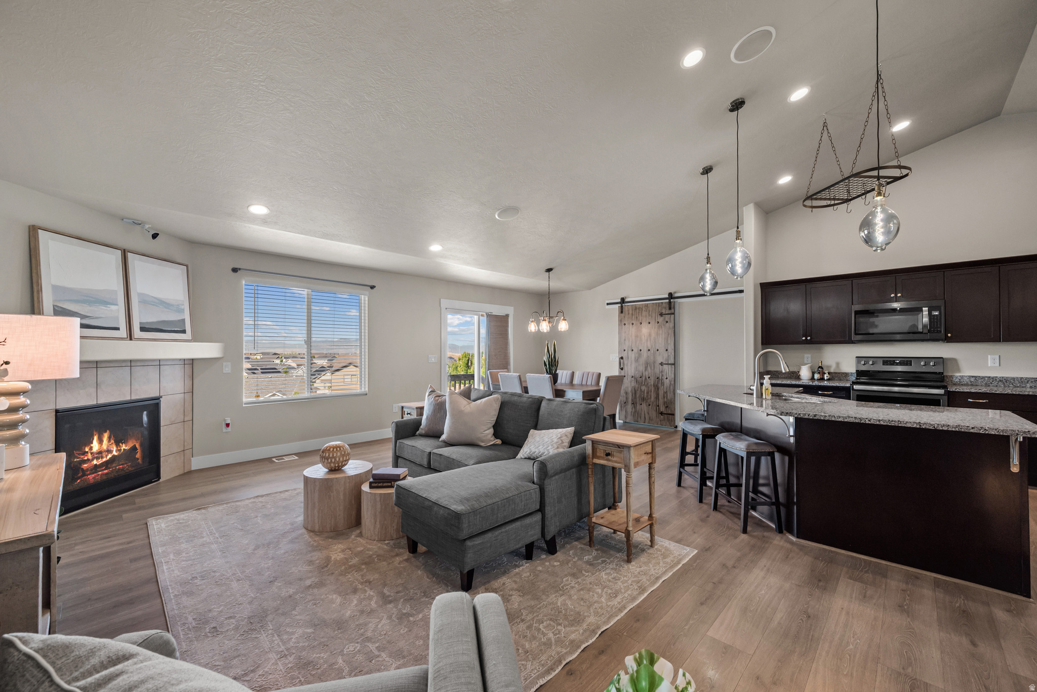SUNSET HILLS - Residential