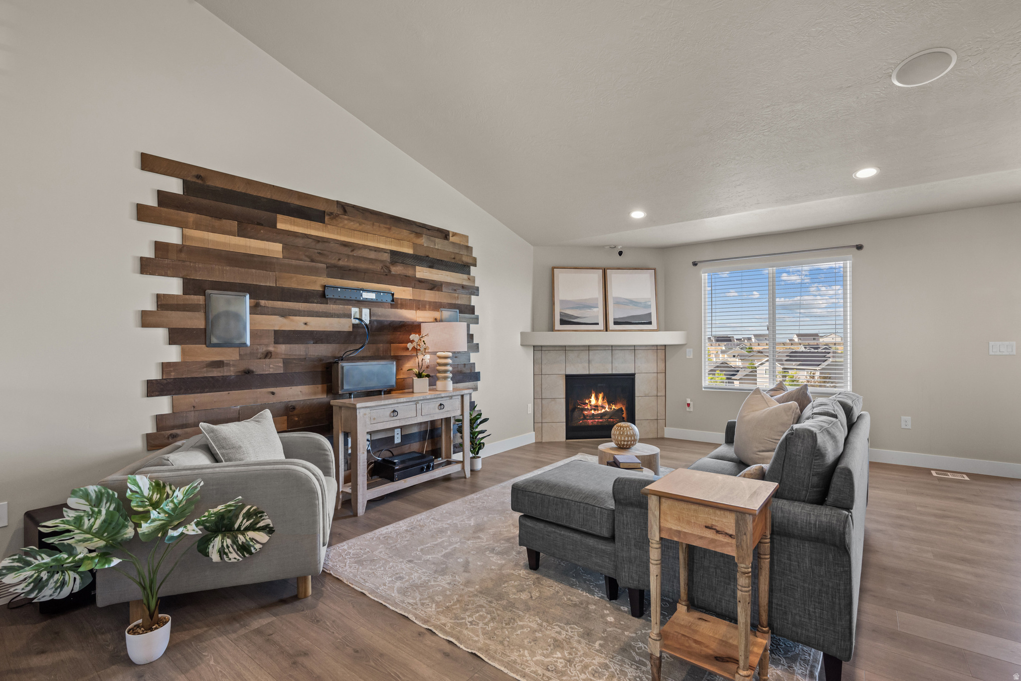 SUNSET HILLS - Residential