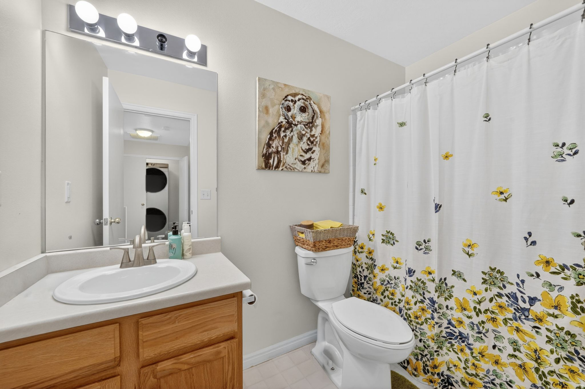 CLINTON TOWNE CENTER - Residential