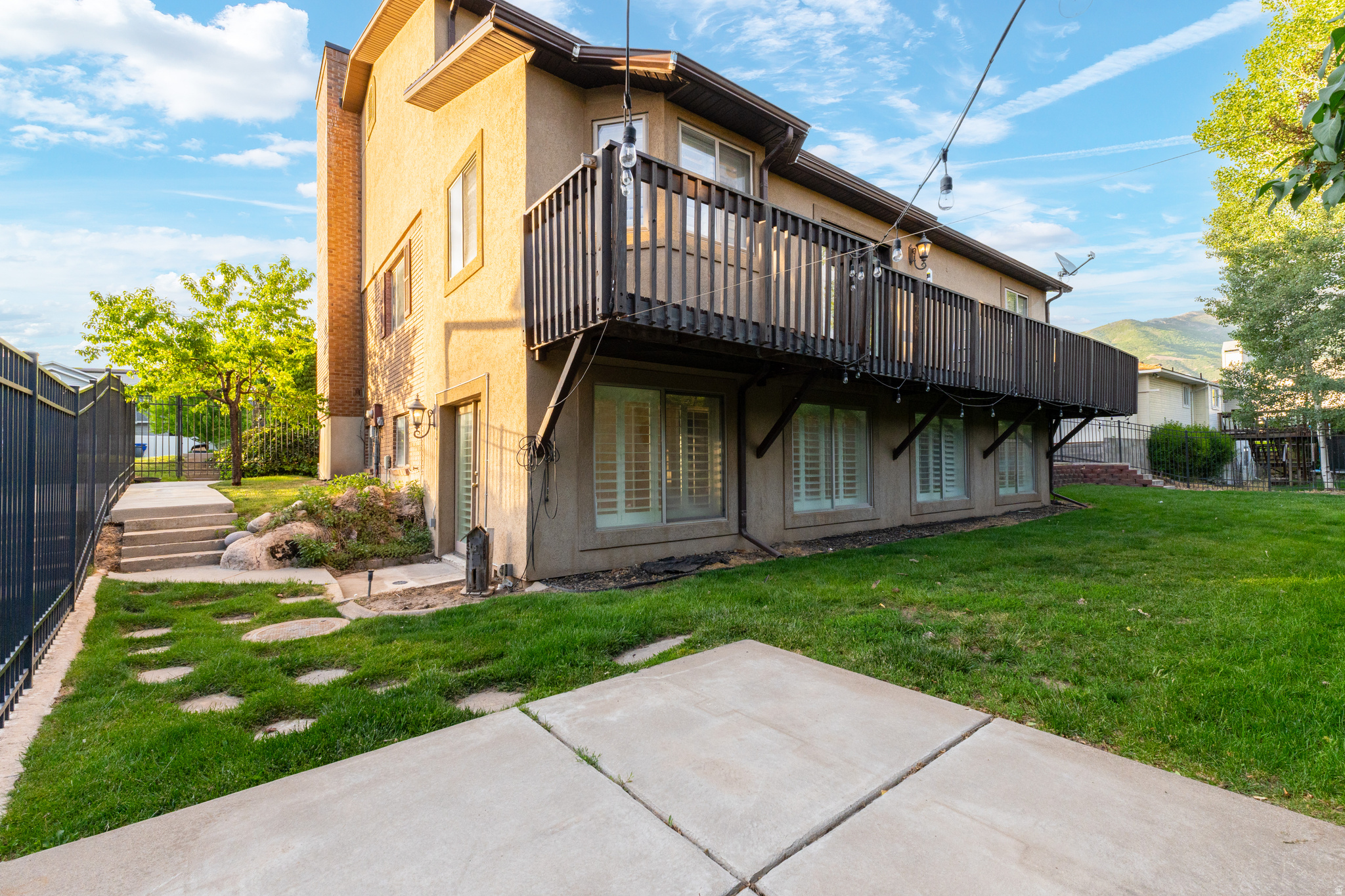 OAKRIDGE FARM - Residential