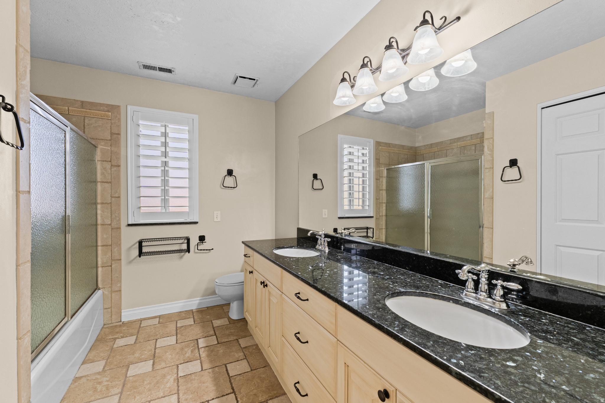 OAKRIDGE FARM - Residential