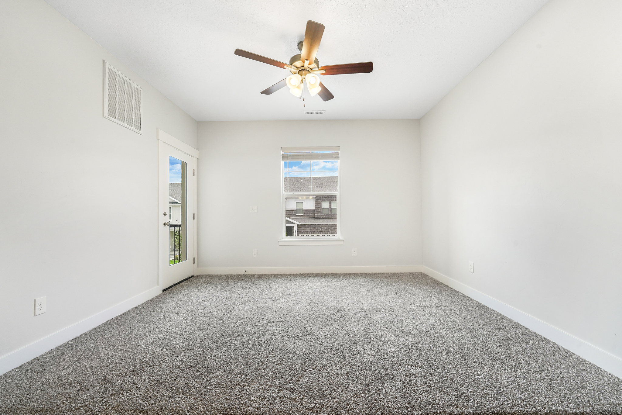 PARKSIDE - Residential