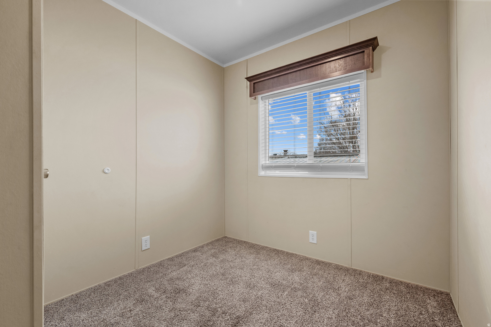 VILLAGE GREEN PARK - Residential