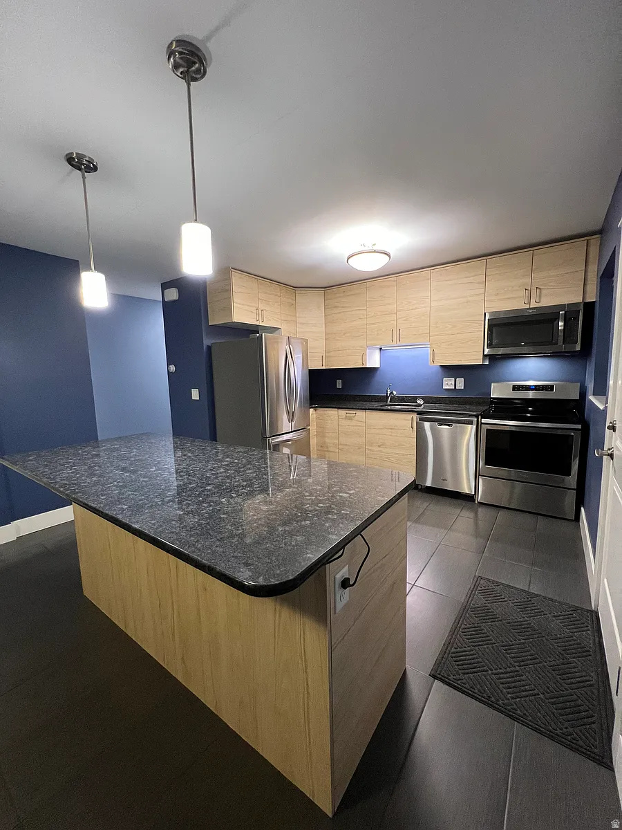 METES AND BOUNDS - Residential