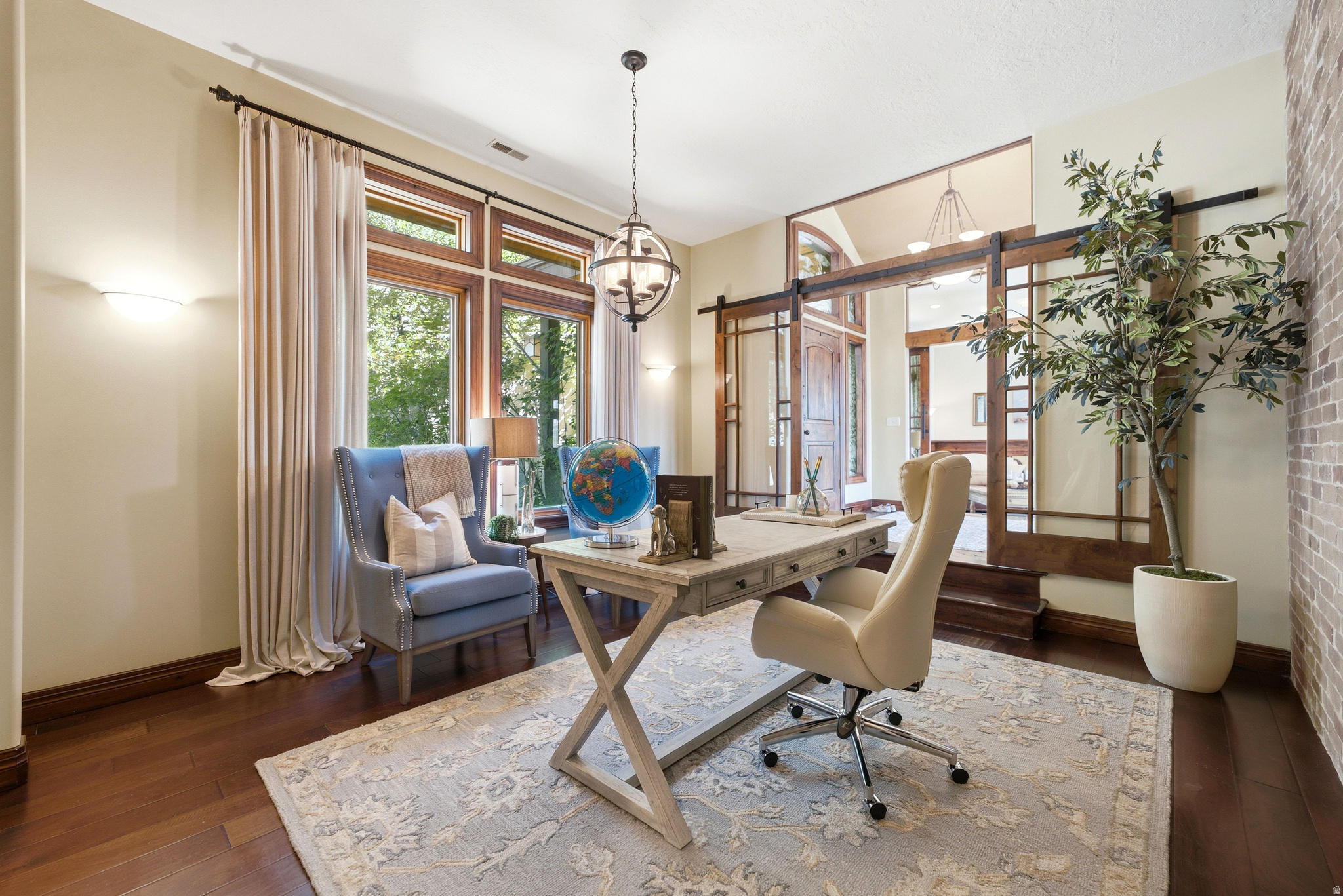 INTERLAKEN - Residential