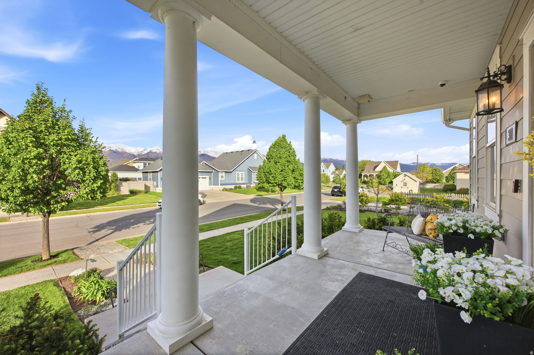 HILL FARMS - Residential
