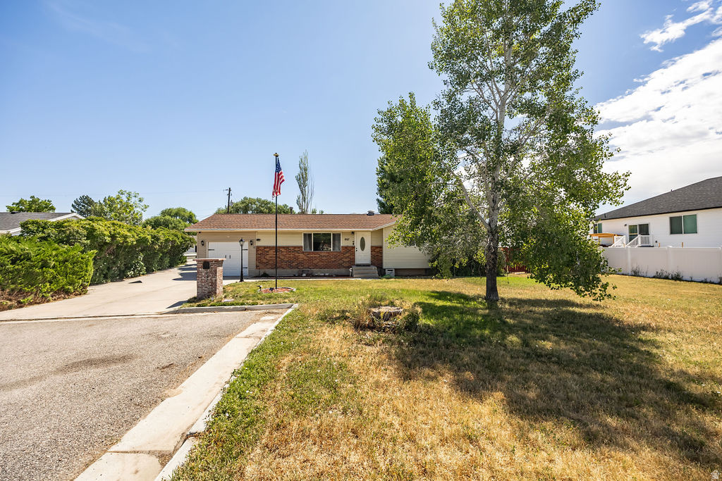 MELODY PARK - Residential