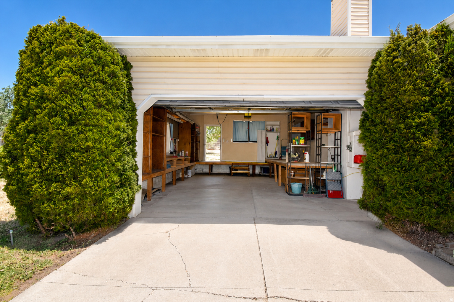 HOMESTEAD - Residential