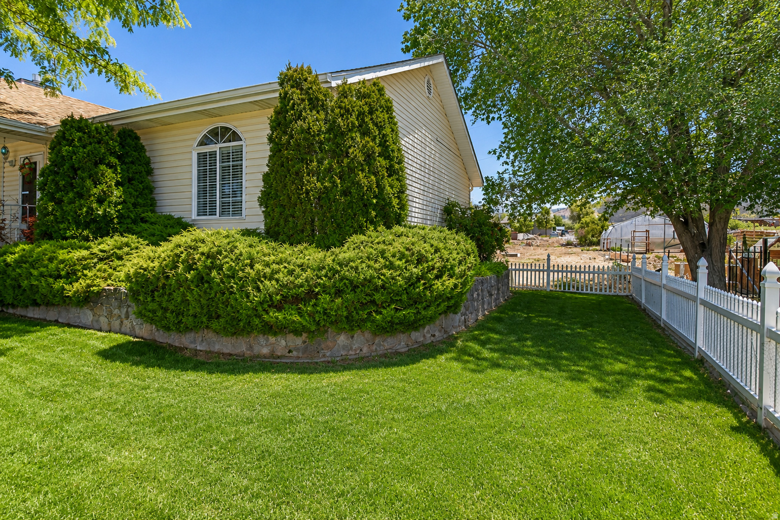 HOMESTEAD - Residential