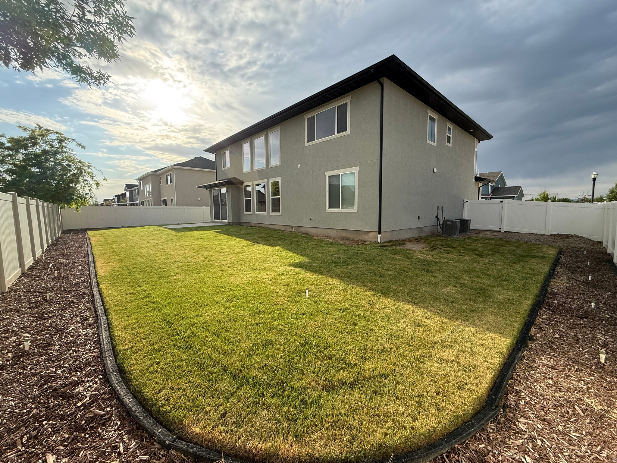 SHAMROCK VILLAGE - Residential