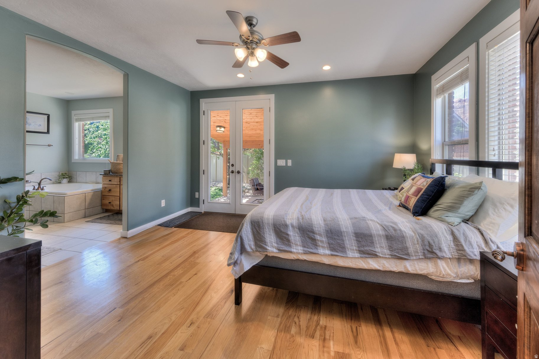 MILL CREEK COVE - Residential