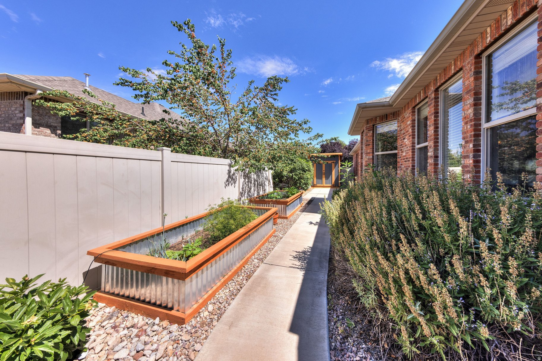 MILL CREEK COVE - Residential