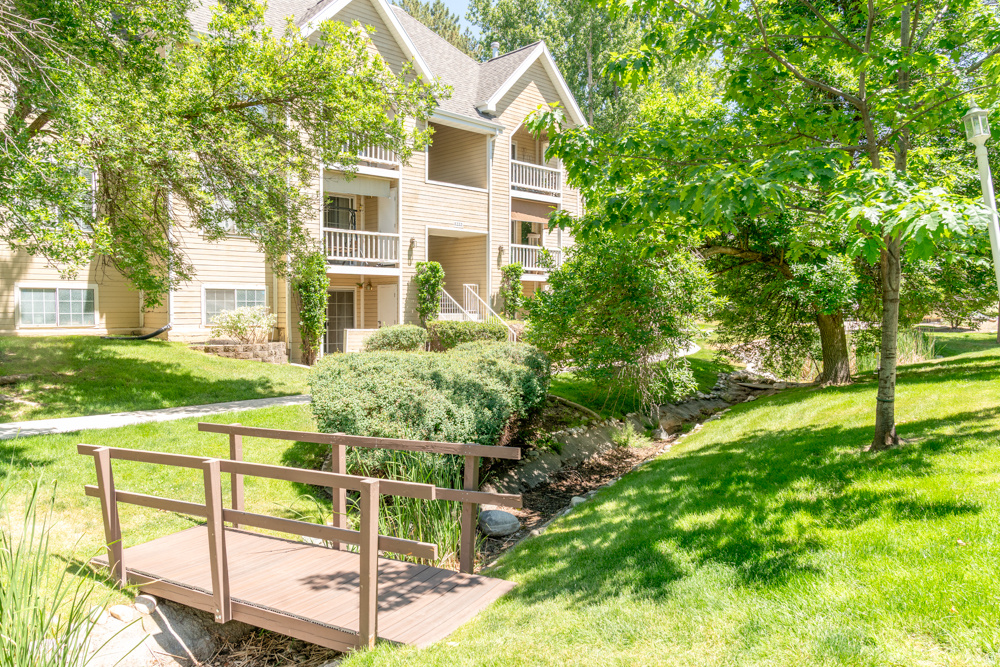 WATERSIDE - Residential