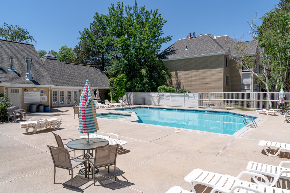 WATERSIDE - Residential