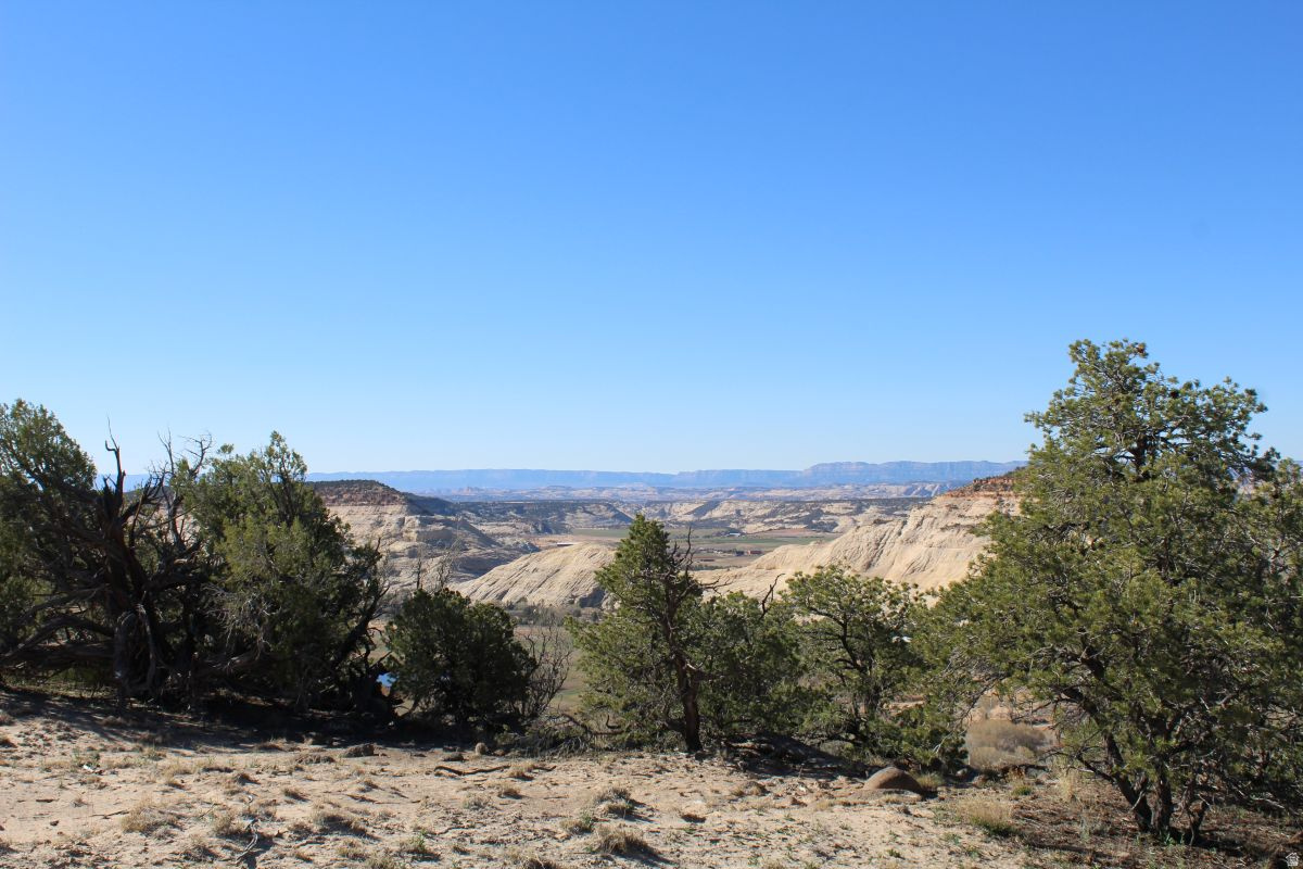 BLACK BOULDER MESA - Land