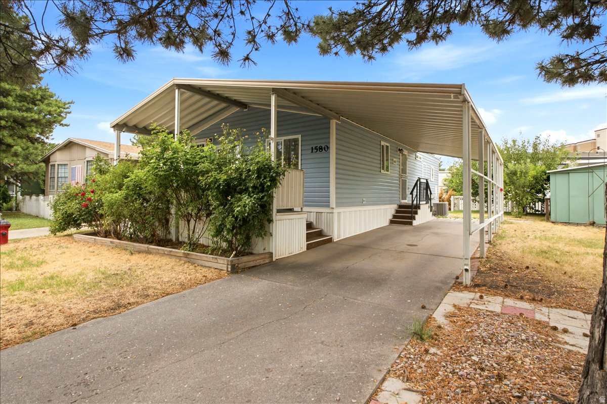 ALL SEASONS - Residential