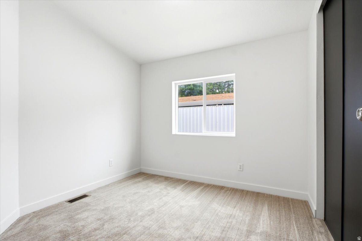 ALL SEASONS - Residential