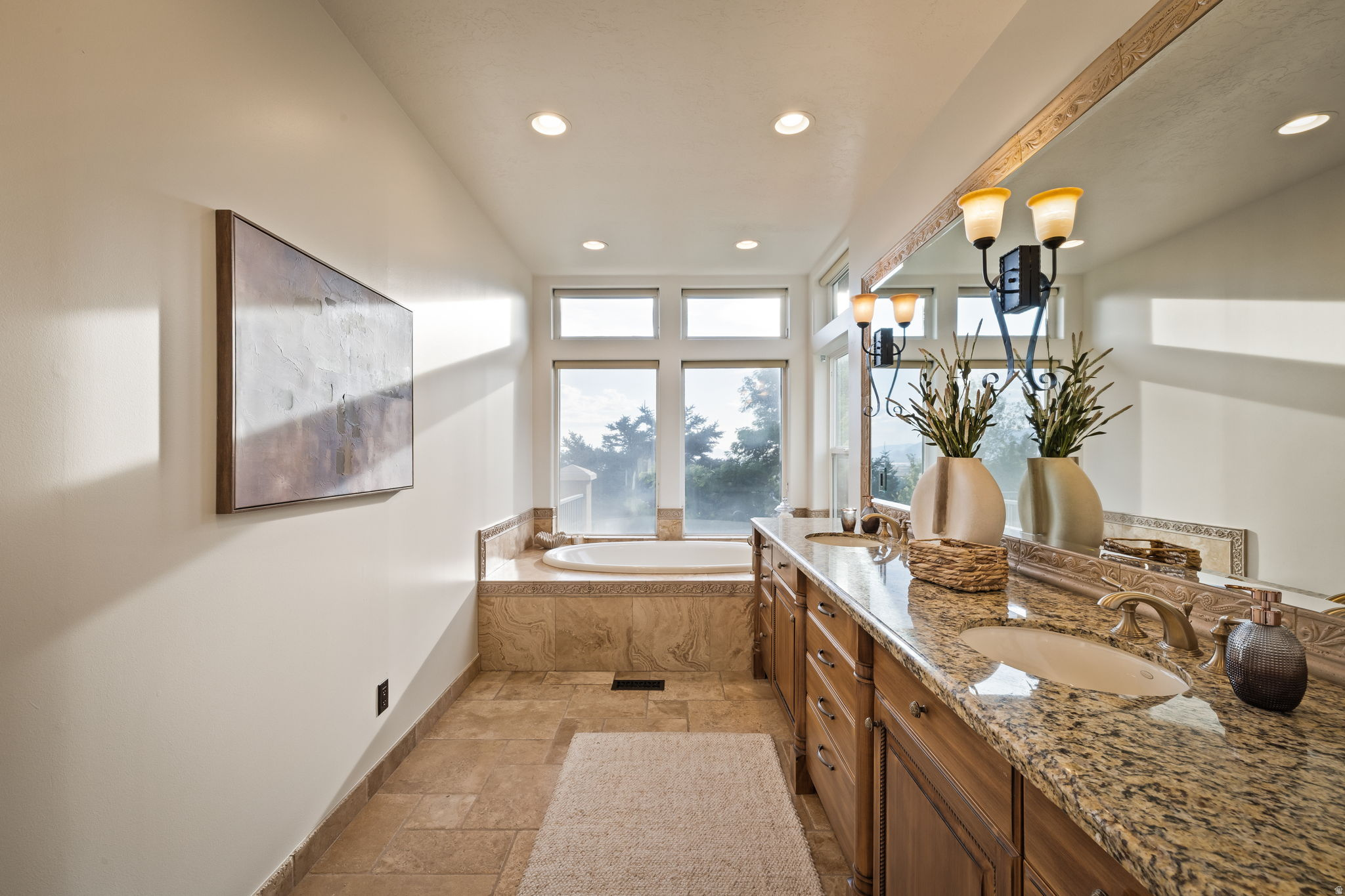 DORCHESTER POINTE - Residential