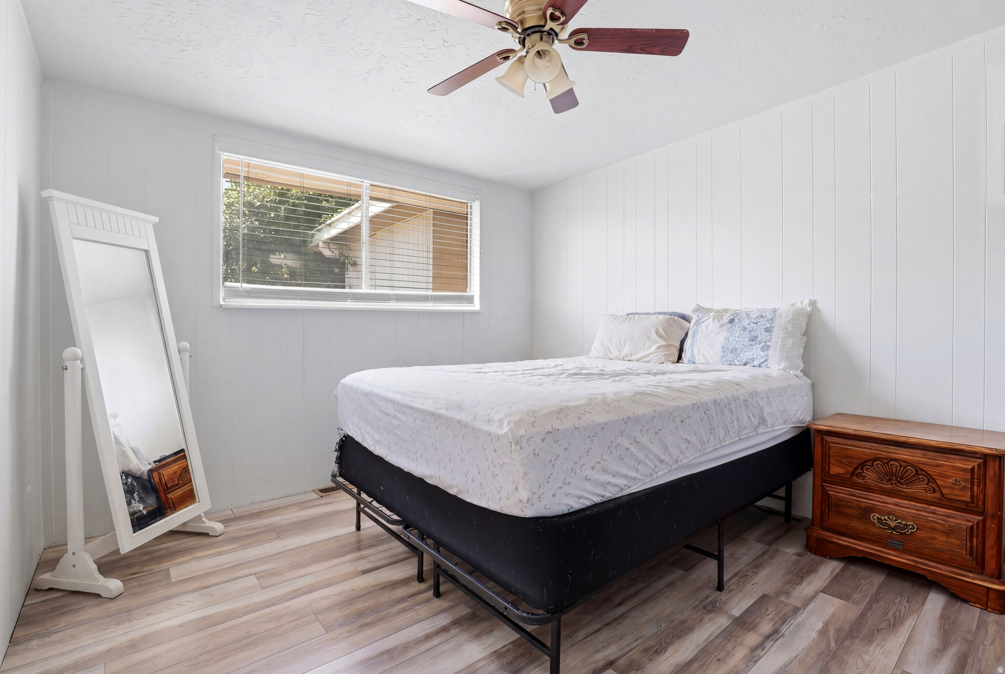 SUNNYBROOK PARK - Residential