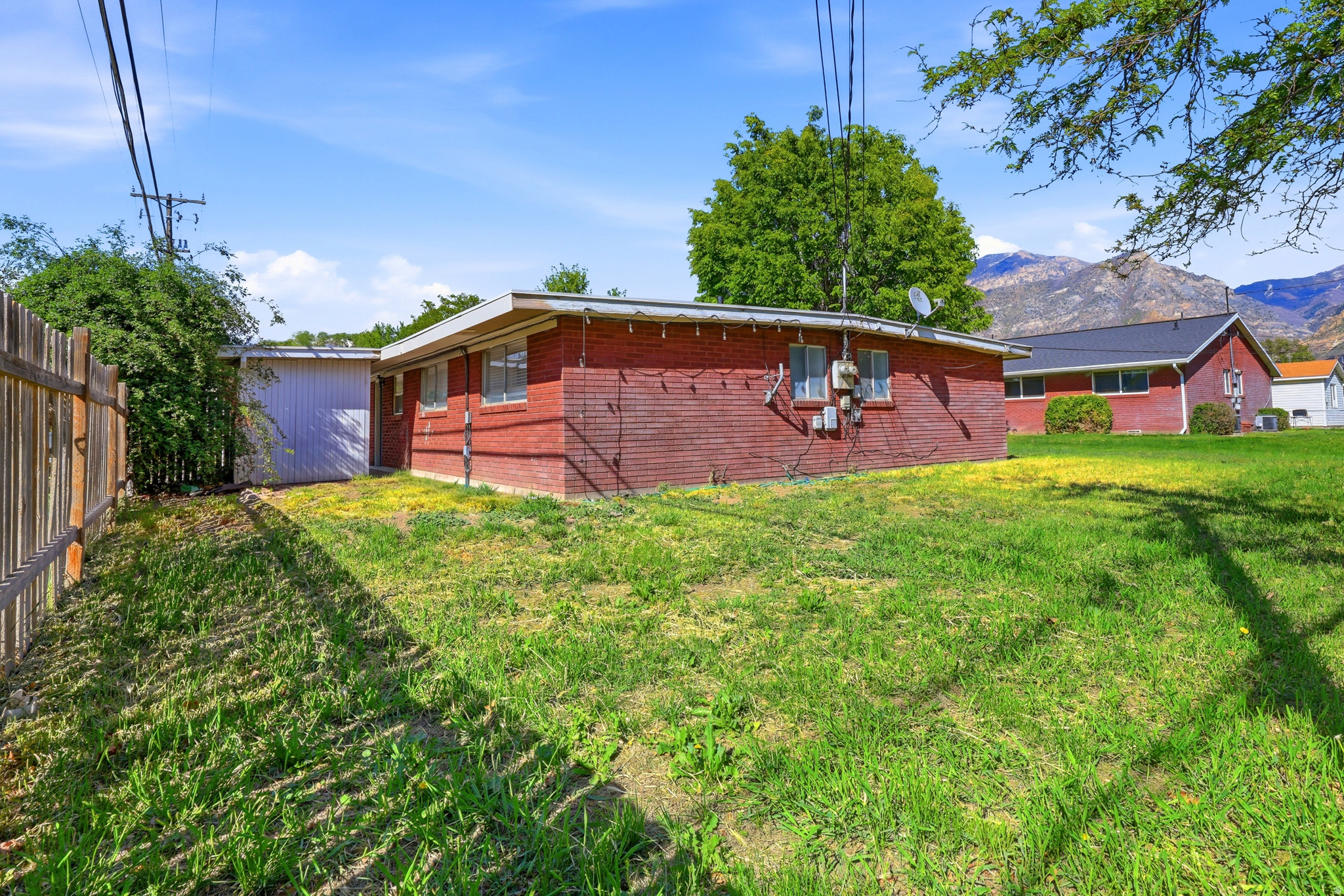 SUNNYBROOK PARK - Residential