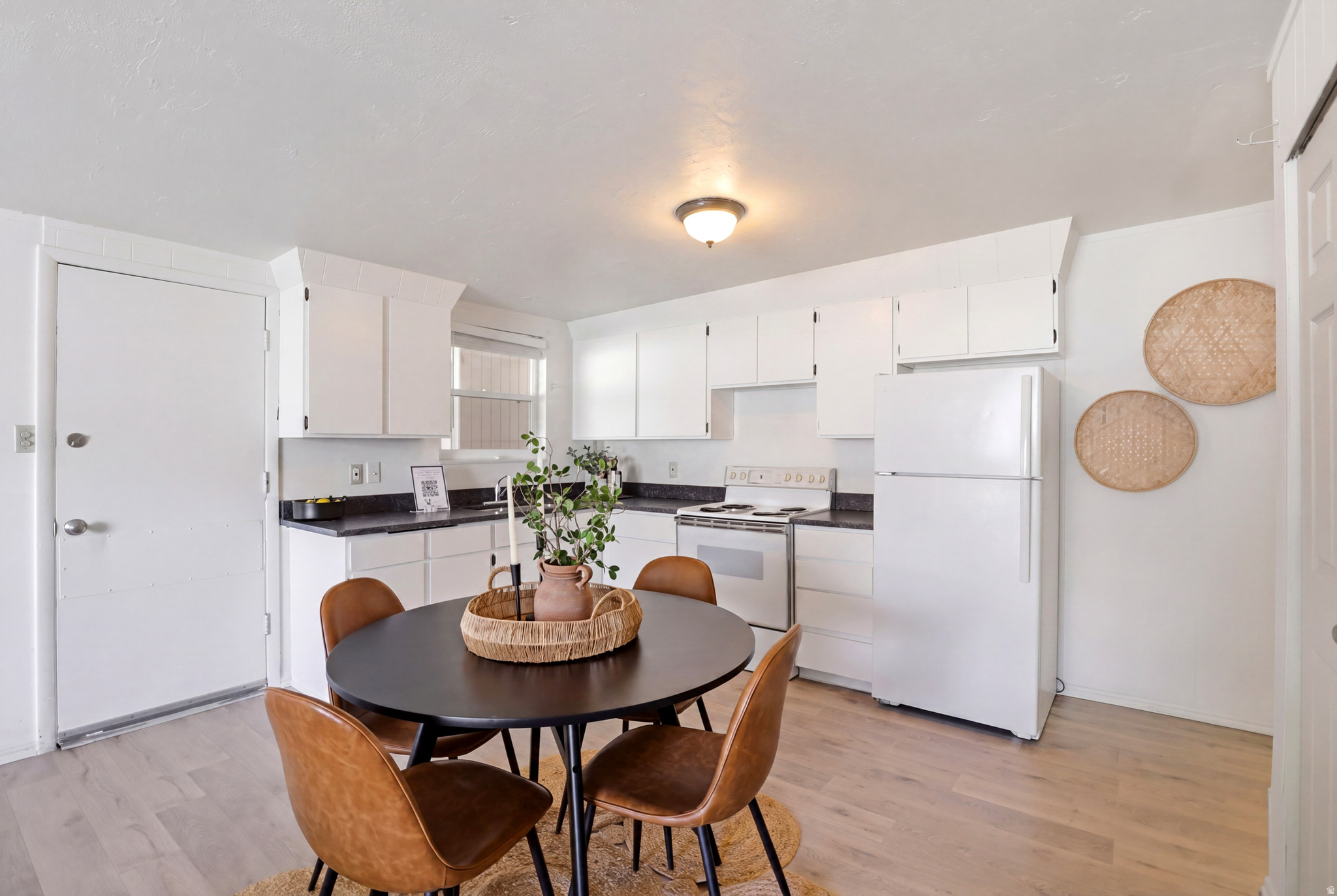SUNNYBROOK PARK - Residential