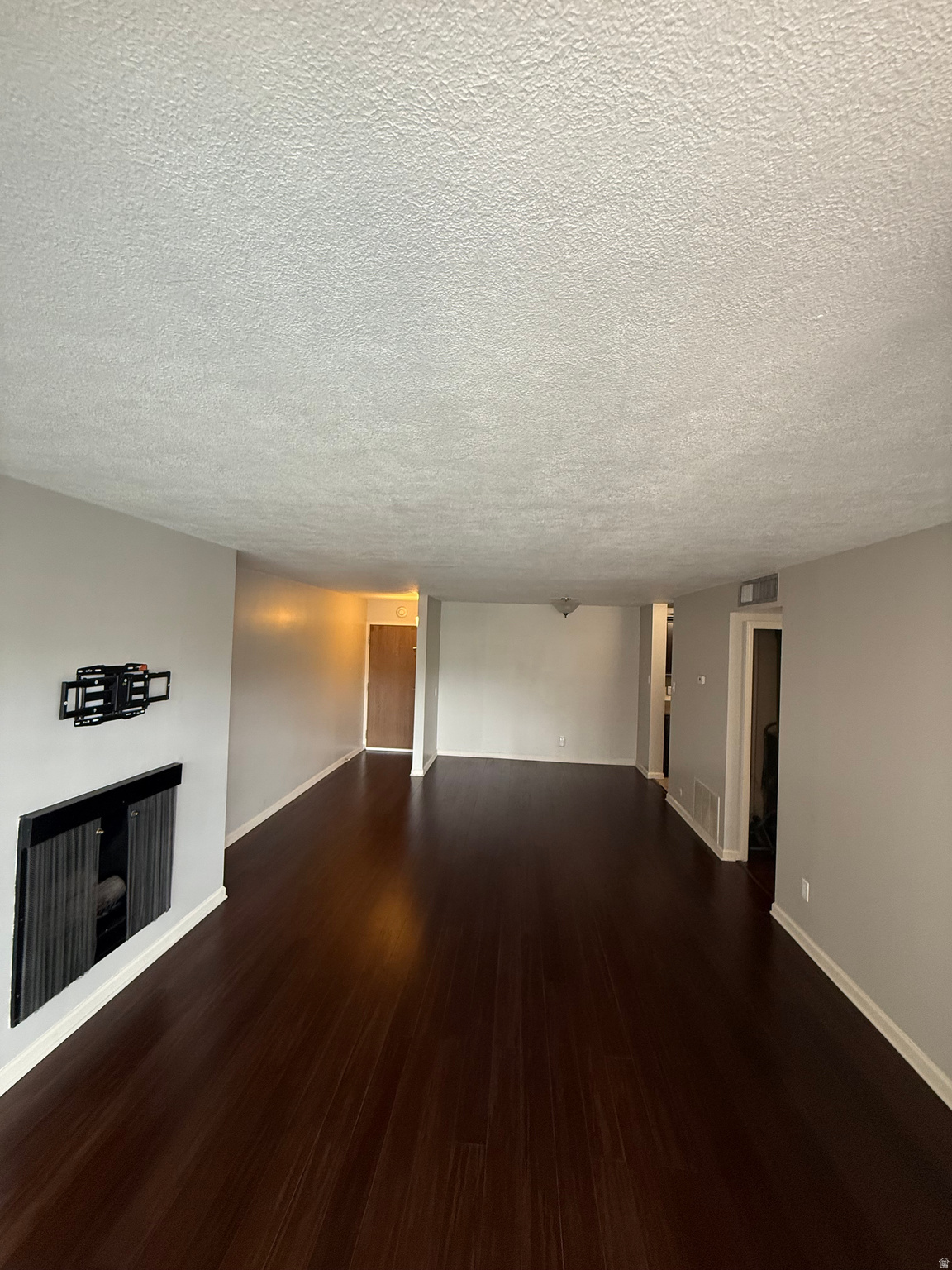 CANYON ROAD - Residential
