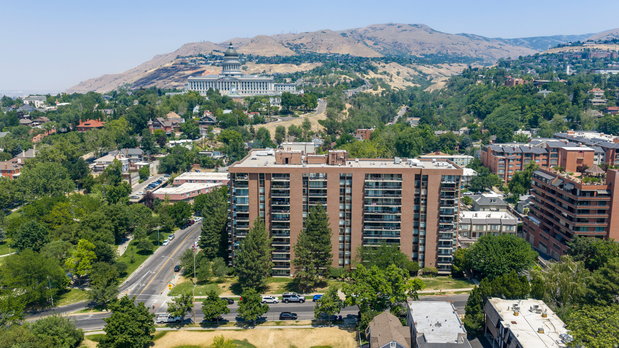 CANYON ROAD - Residential