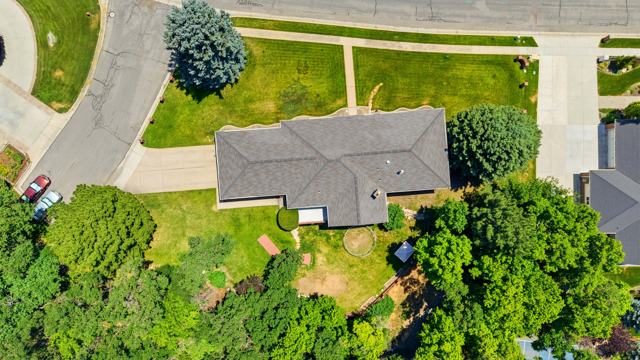 CLOVER ESTATES - Residential