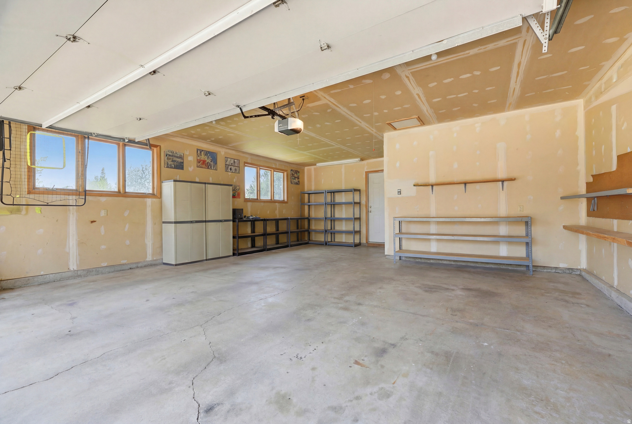 CLOVER ESTATES - Residential