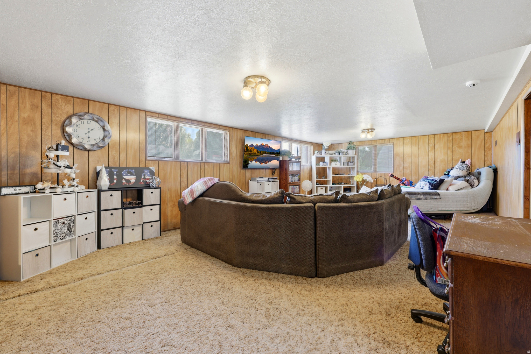 CLOVER ESTATES - Residential