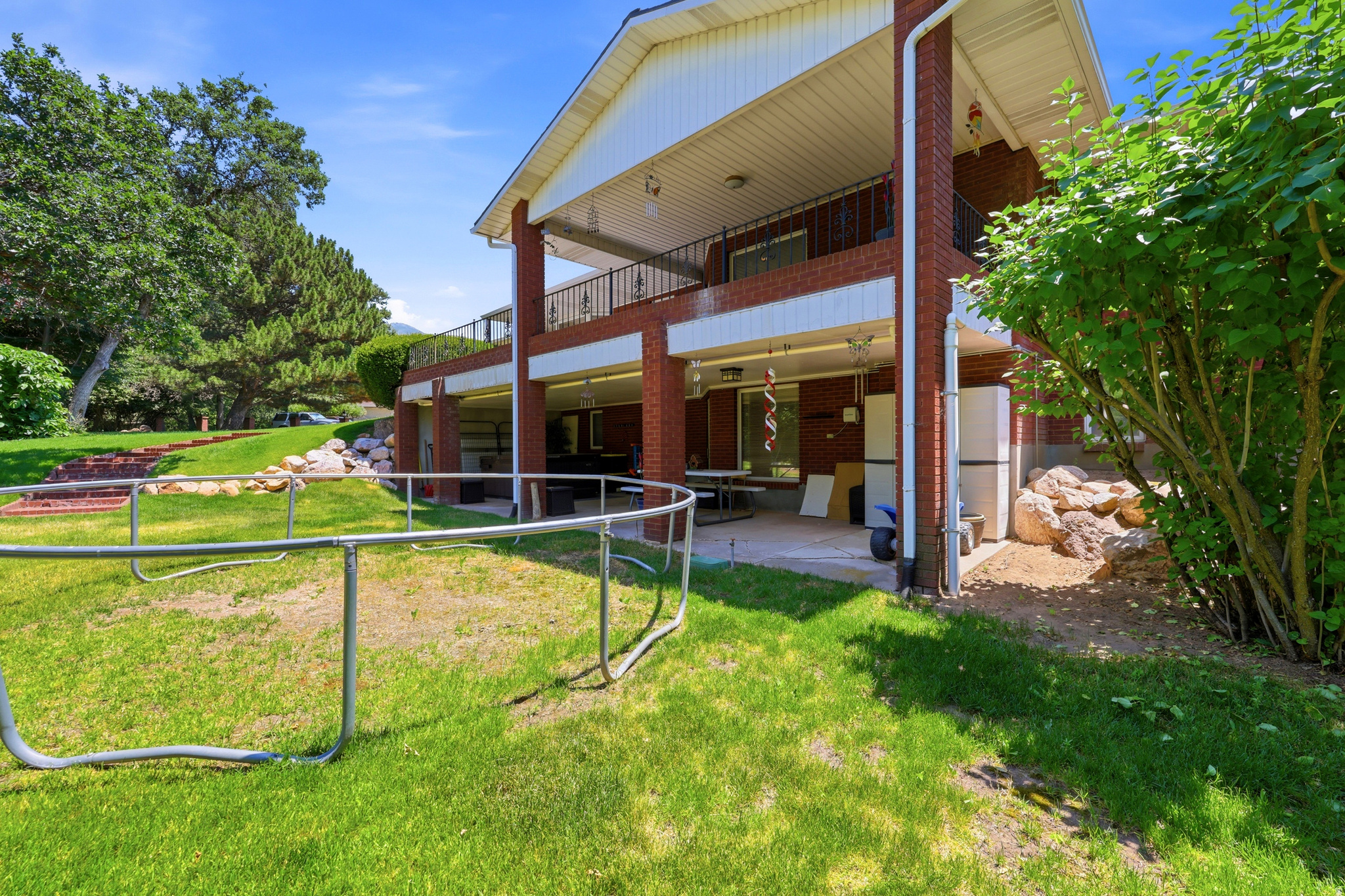 CLOVER ESTATES - Residential