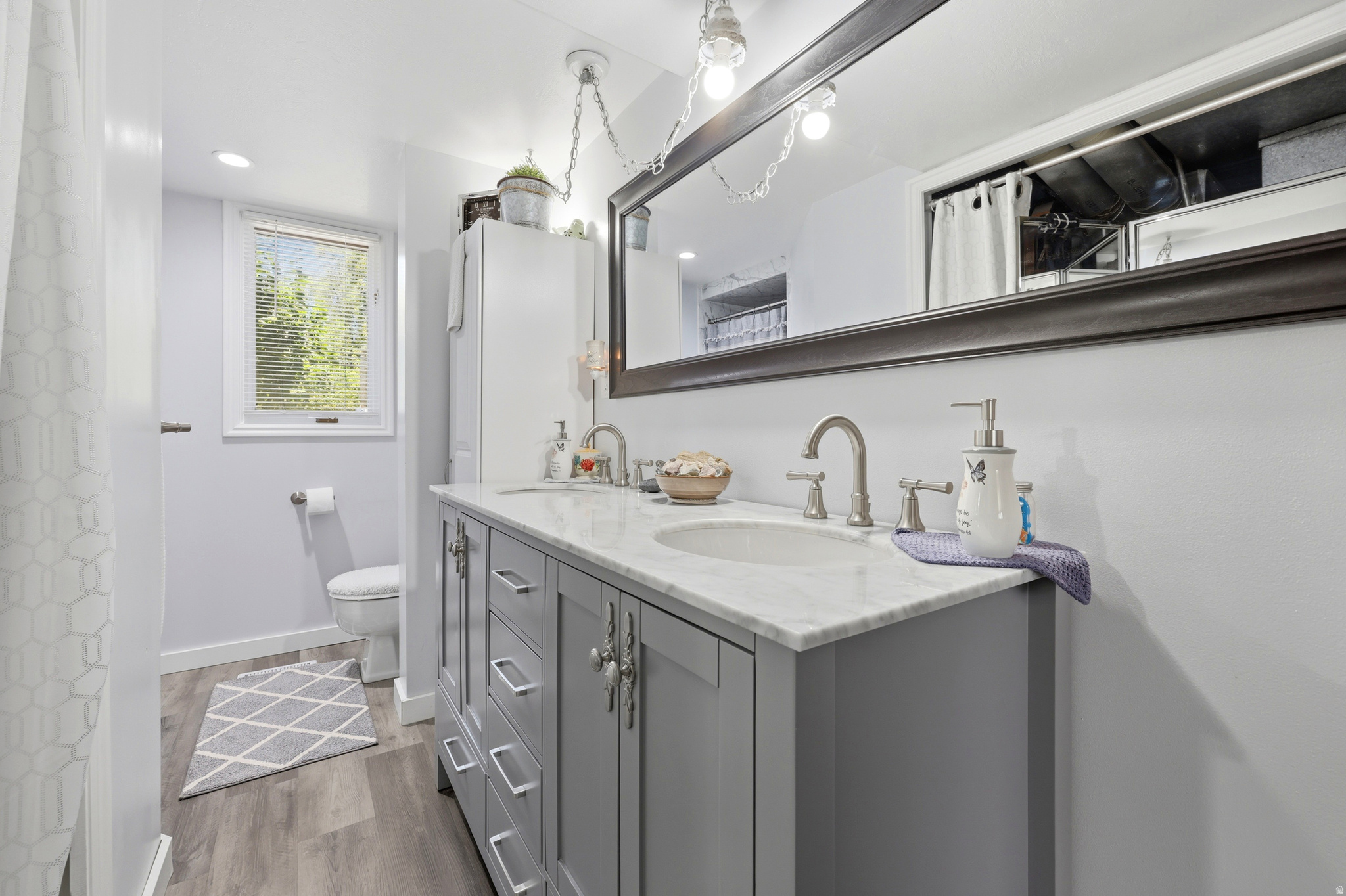 CLOVER ESTATES - Residential