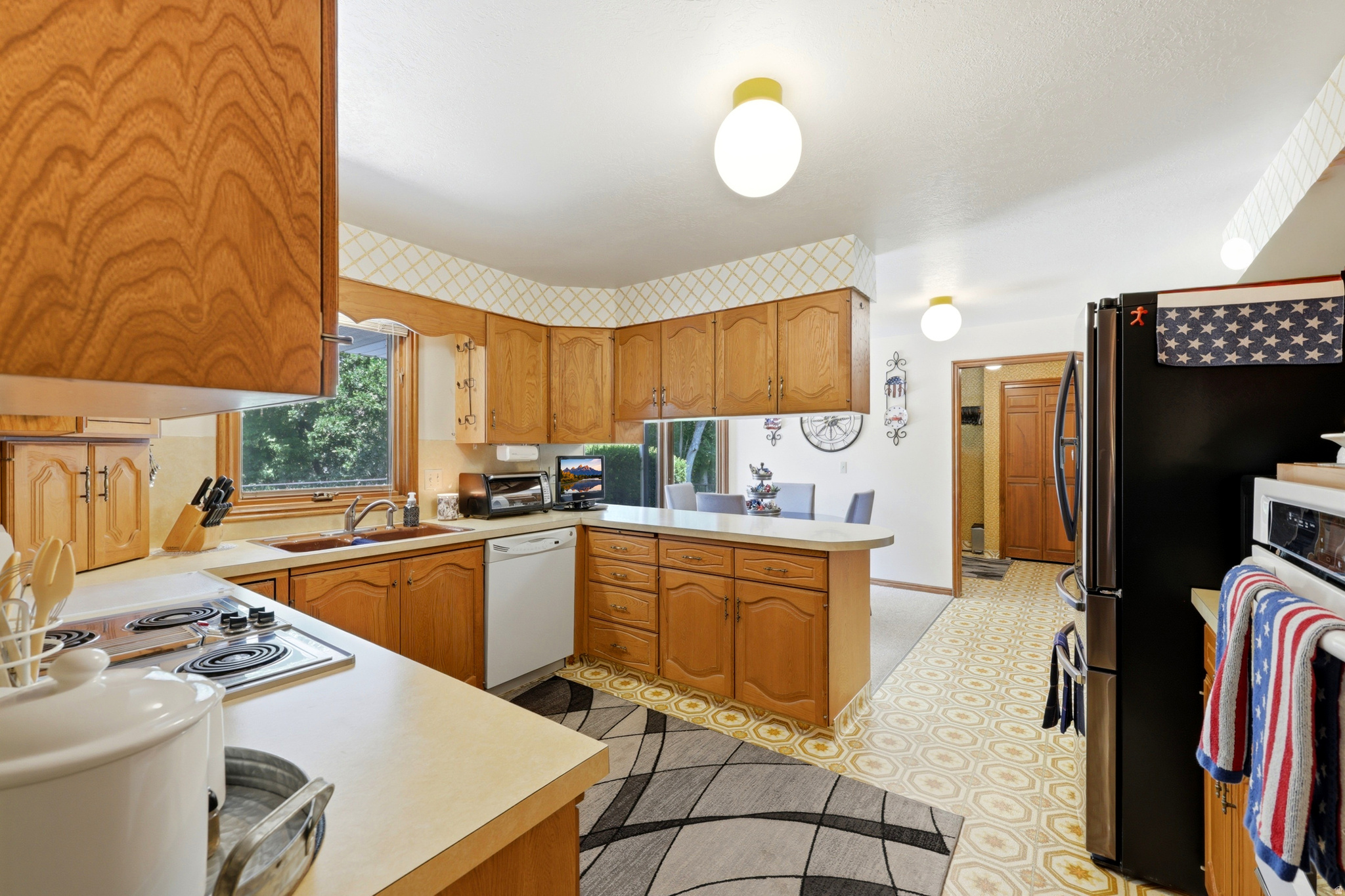 CLOVER ESTATES - Residential