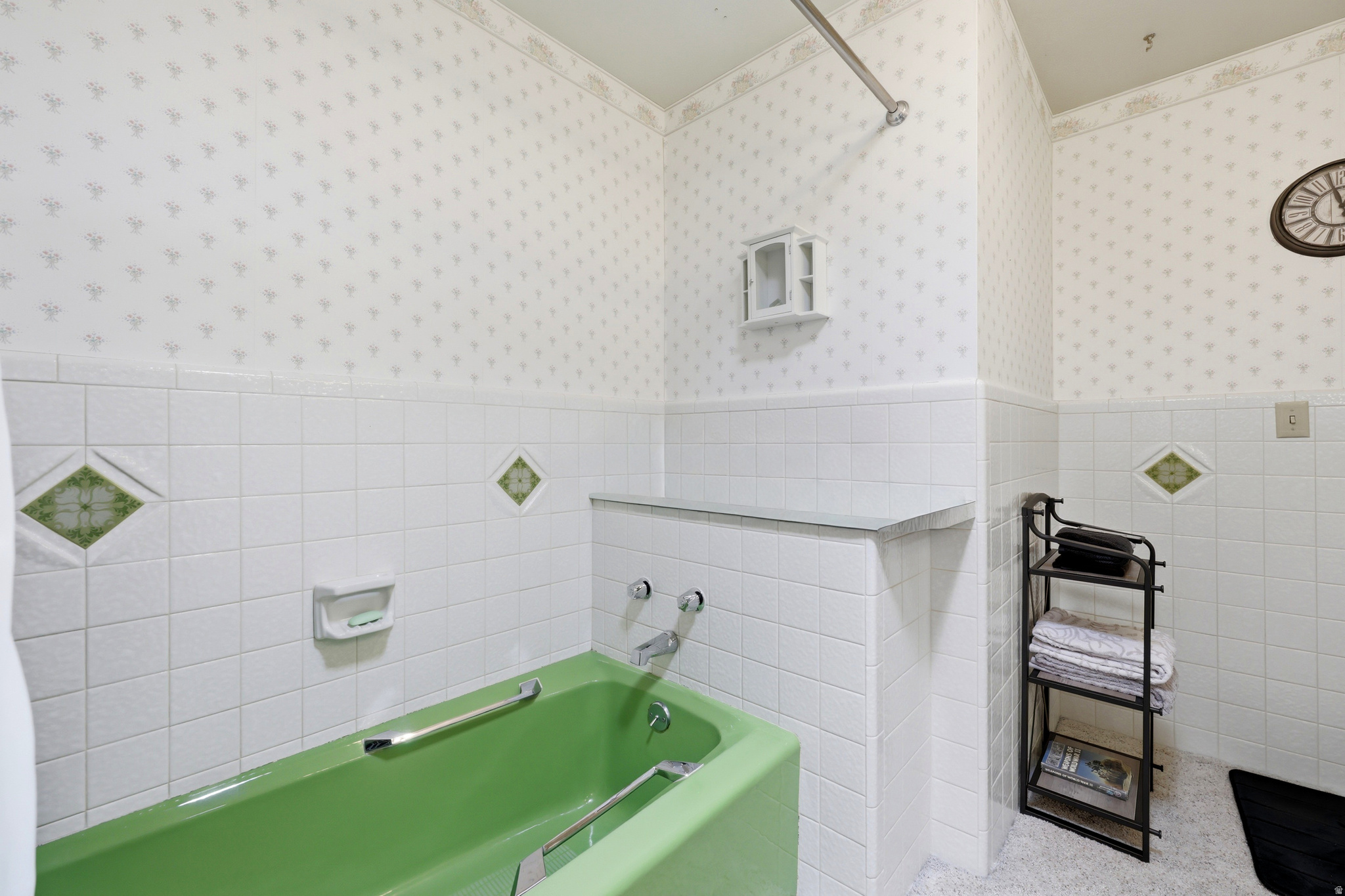 CLOVER ESTATES - Residential