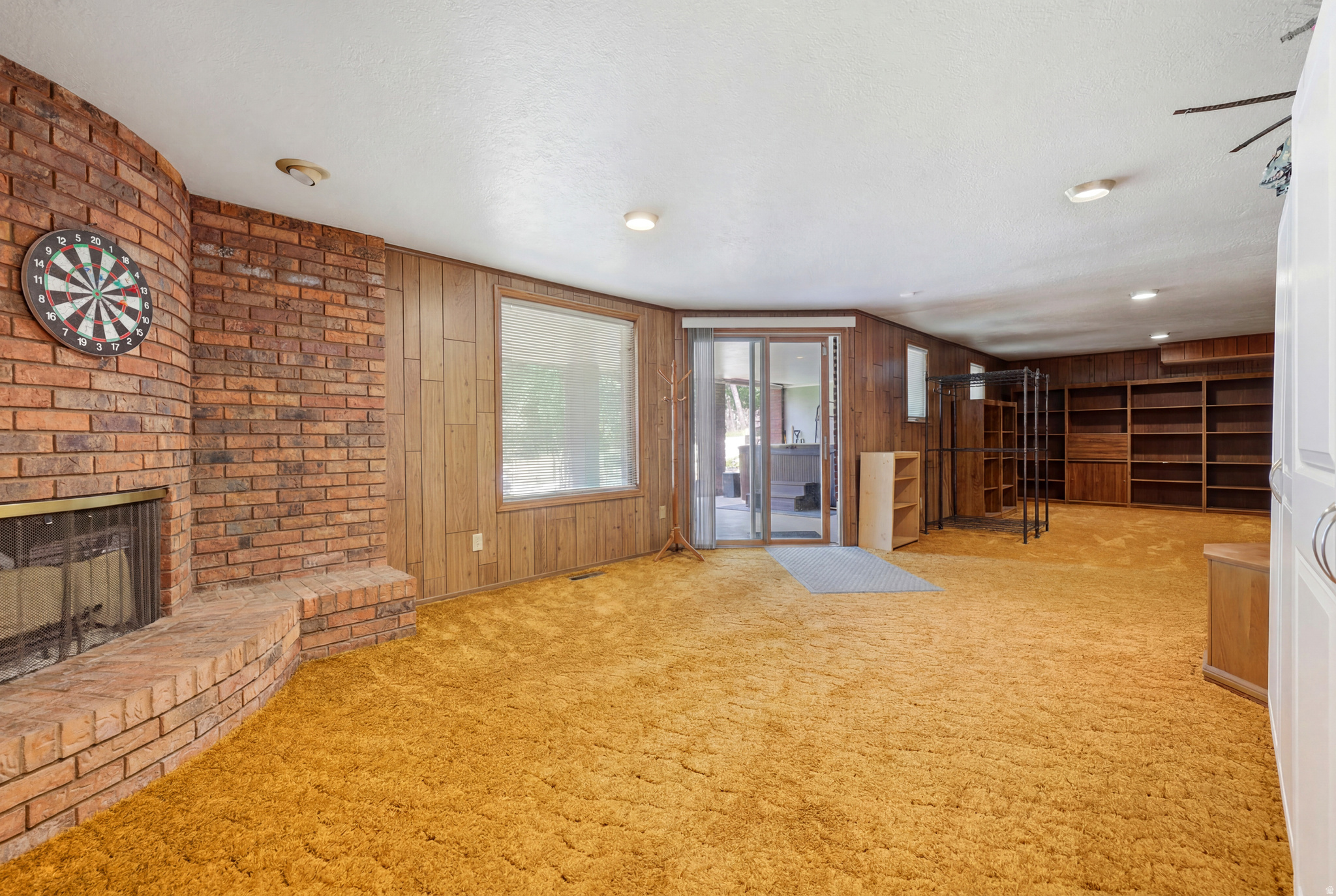 CLOVER ESTATES - Residential